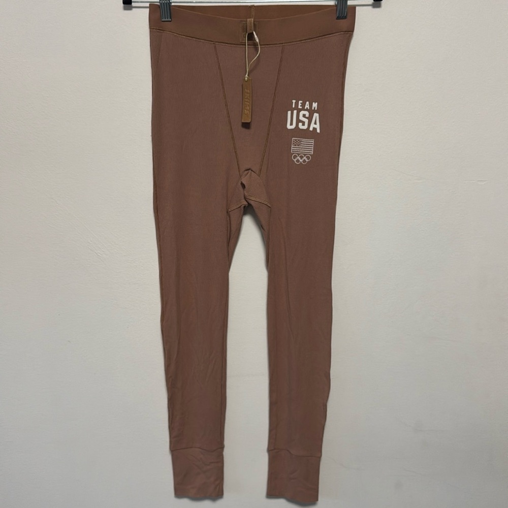 Skims Olympic capsule rib leggings